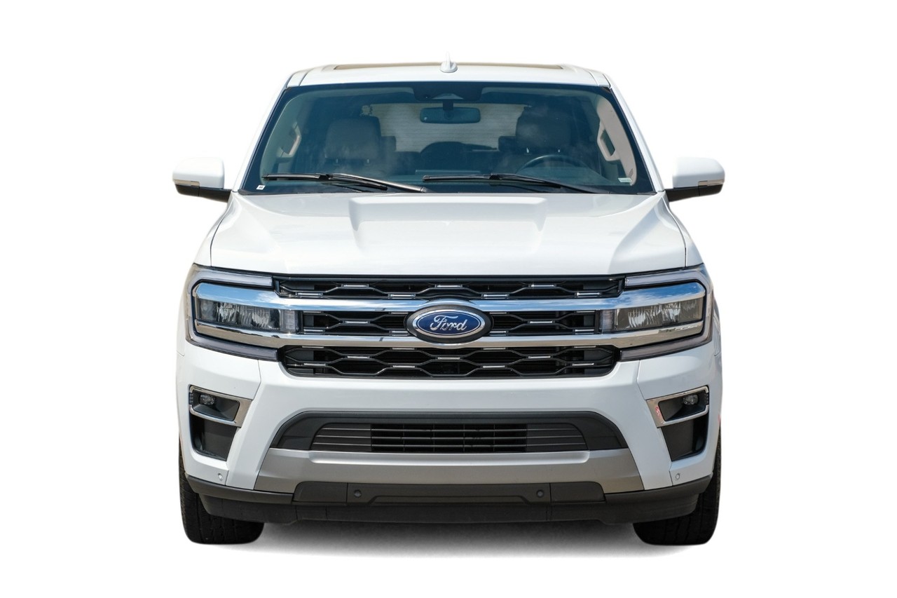 Ford Expedition Vehicle Main Gallery Image 06
