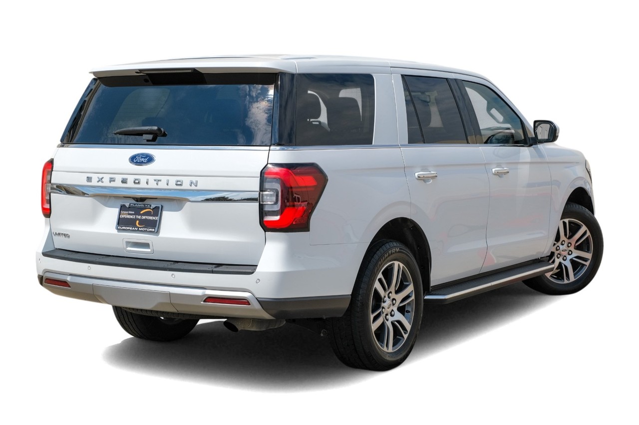 Ford Expedition Vehicle Main Gallery Image 09