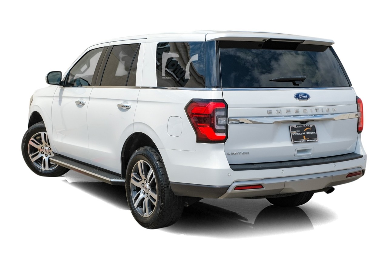 Ford Expedition Vehicle Main Gallery Image 11