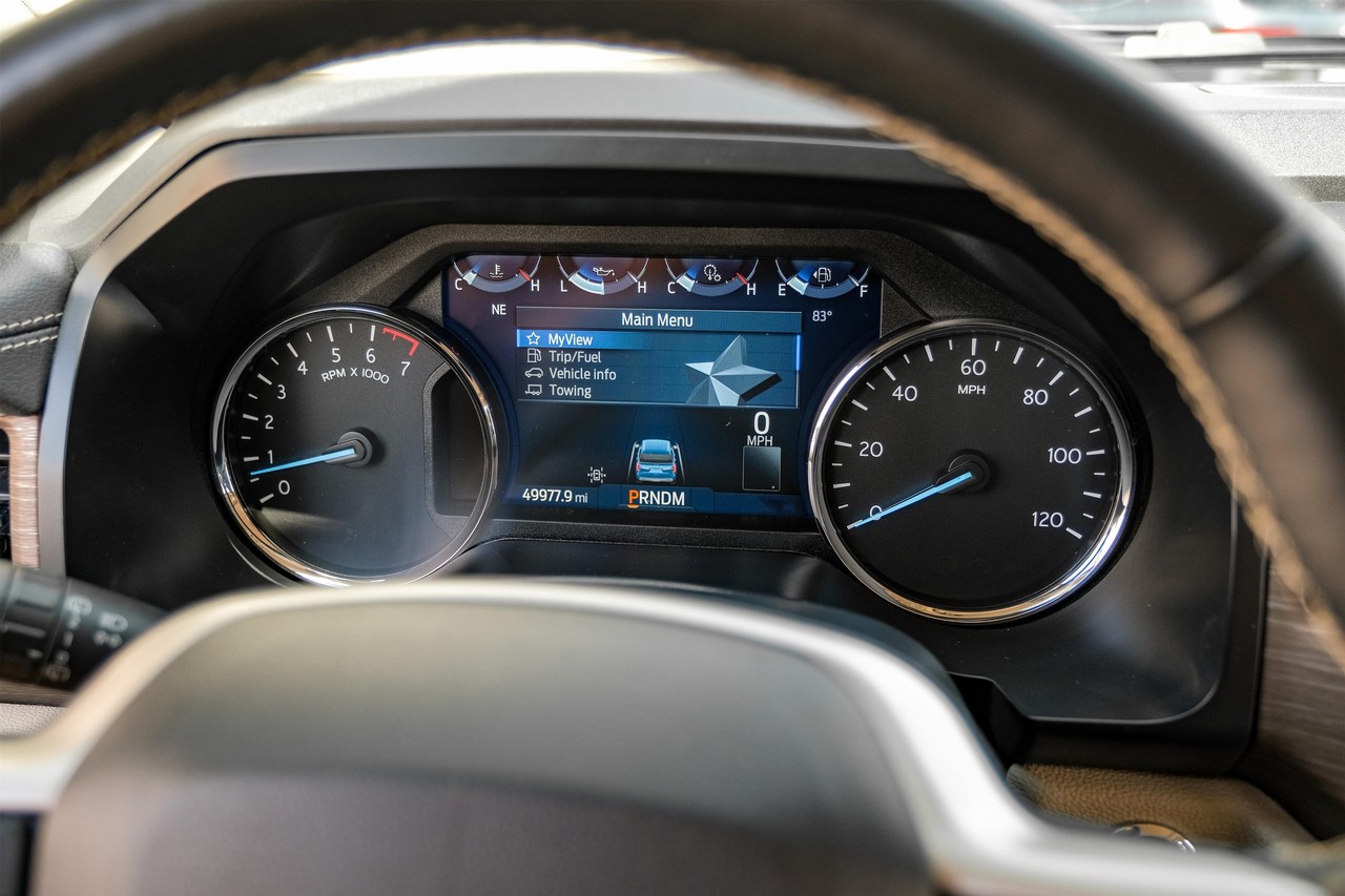 Ford Expedition Vehicle Main Gallery Image 19