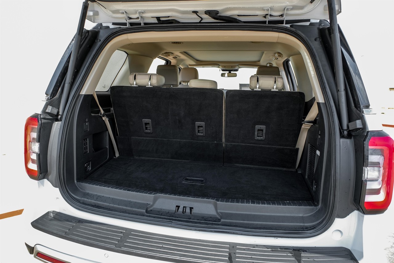 Ford Expedition Vehicle Main Gallery Image 48