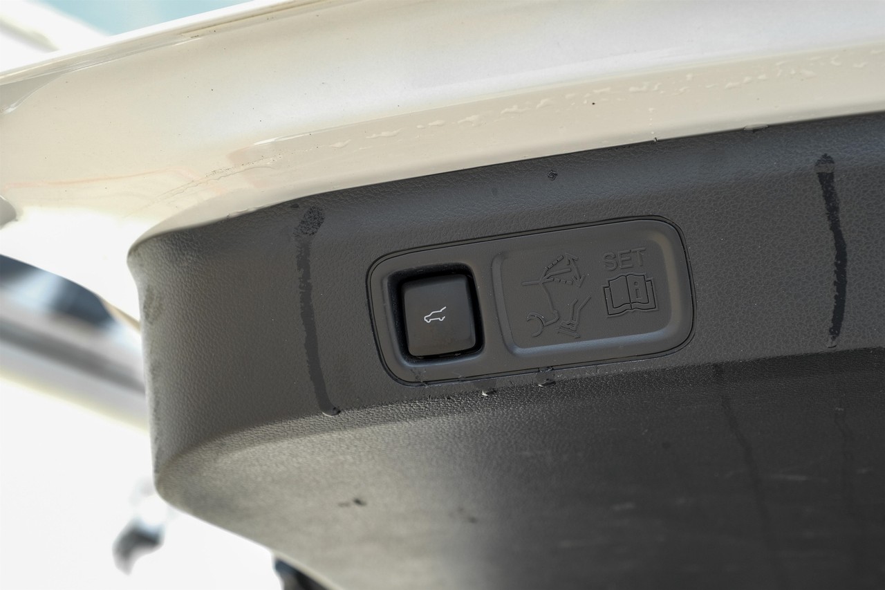 Ford Expedition Vehicle Main Gallery Image 50