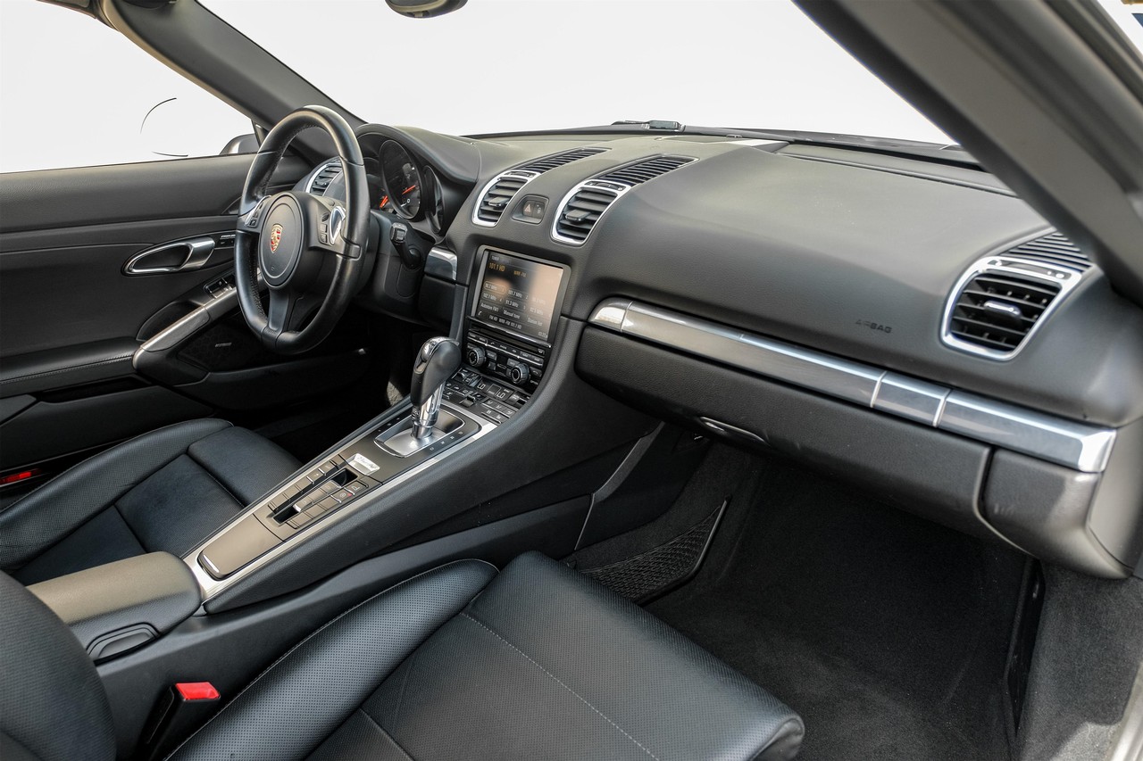 Porsche Boxster Vehicle Main Gallery Image 12