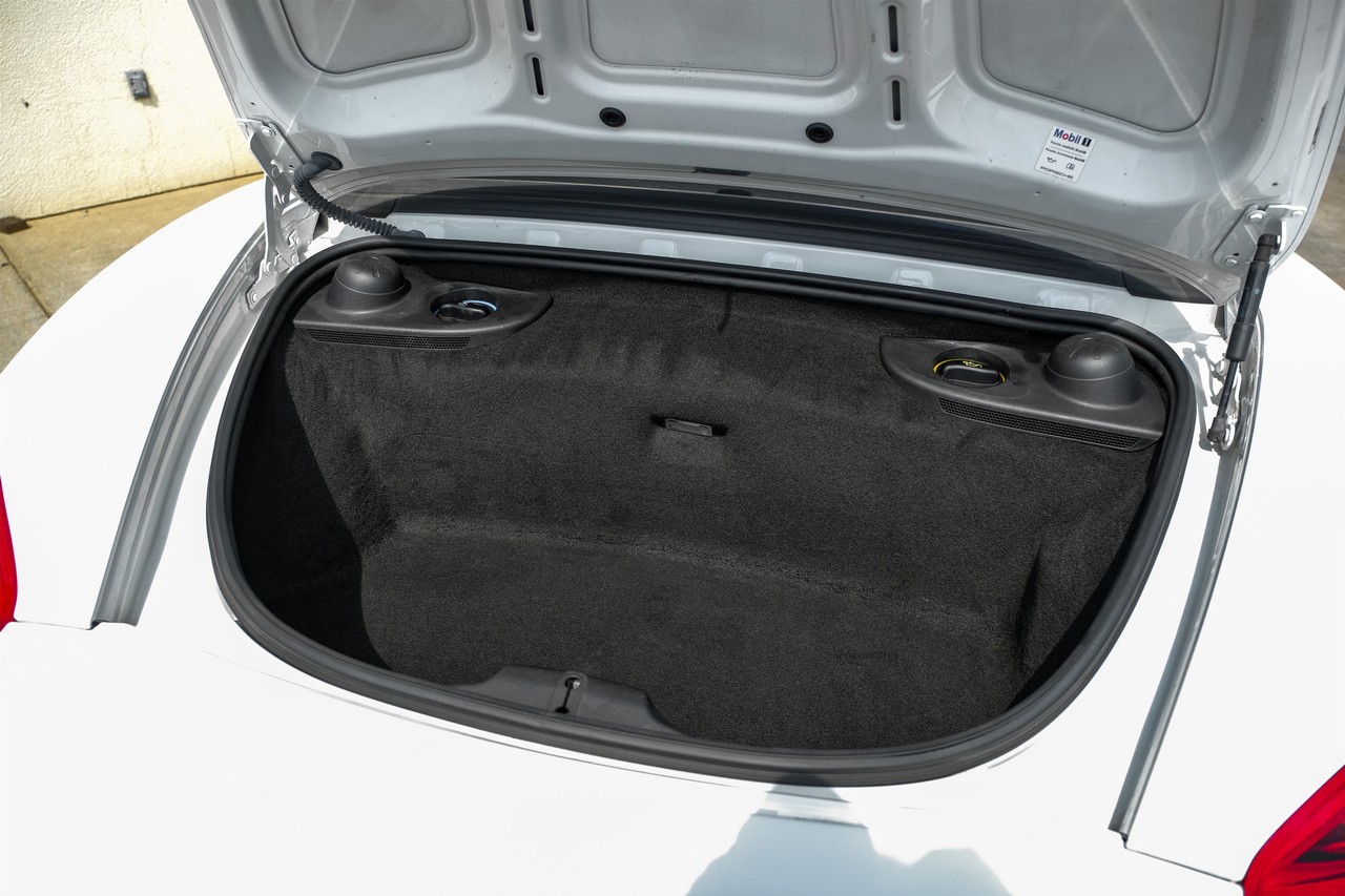 Porsche Boxster Vehicle Main Gallery Image 39