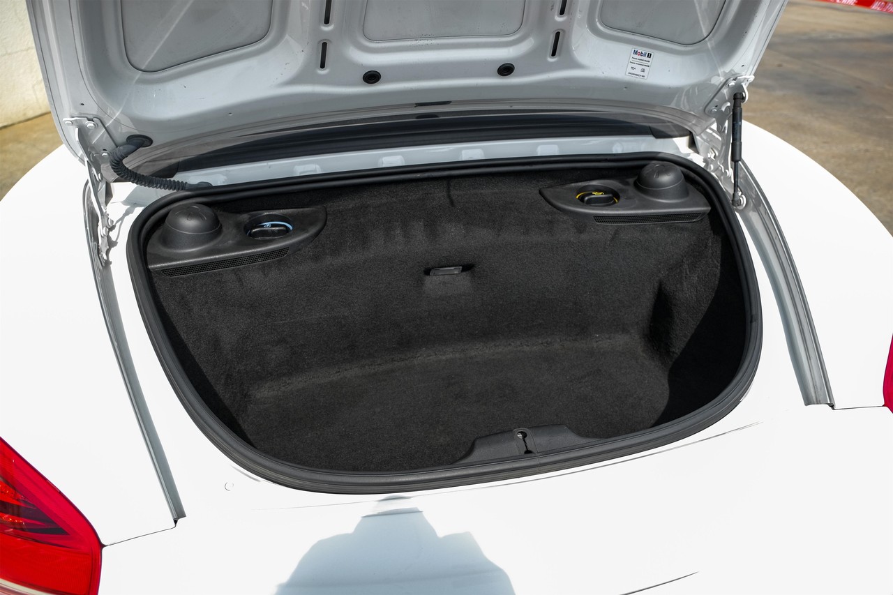 Porsche Boxster Vehicle Main Gallery Image 40
