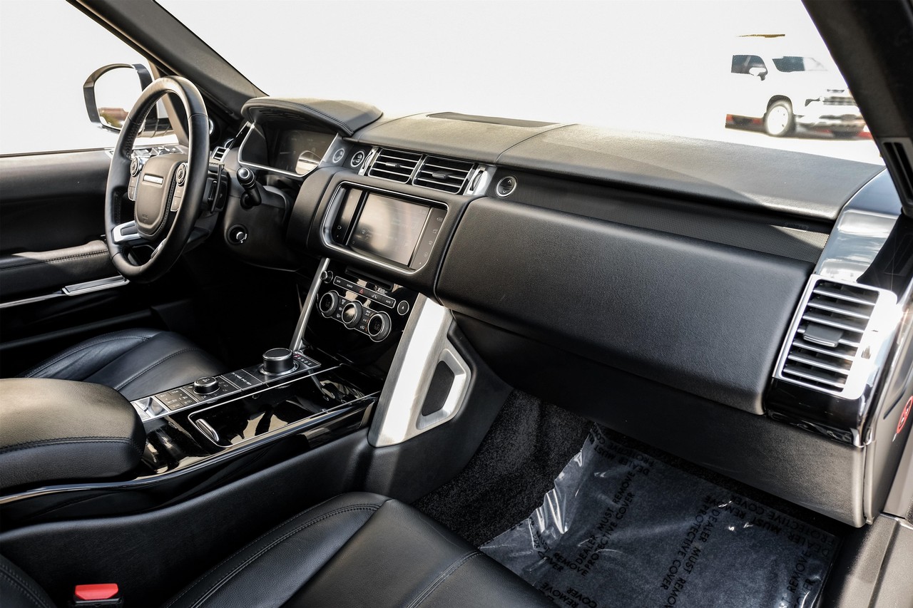 Land Rover Range Rover Vehicle Main Gallery Image 13
