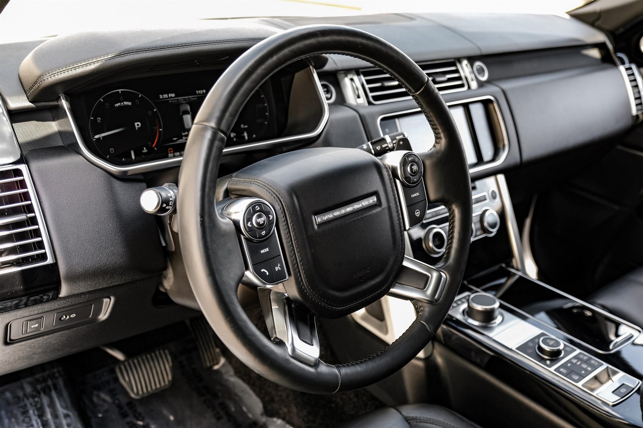 Land Rover Range Rover Vehicle Main Gallery Image 15
