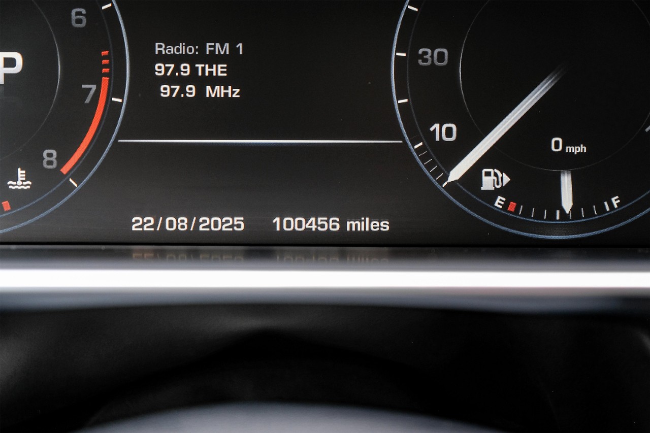 Land Rover Range Rover Vehicle Main Gallery Image 20
