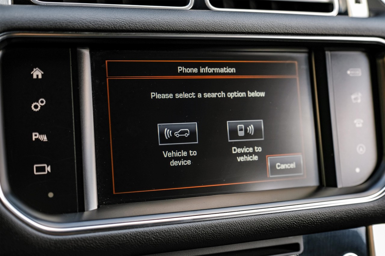 Land Rover Range Rover Vehicle Main Gallery Image 29