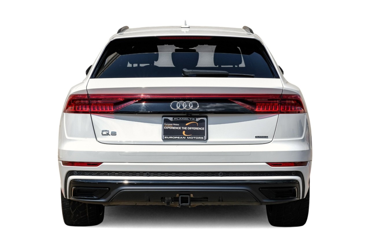 Audi Q8 Vehicle Main Gallery Image 10
