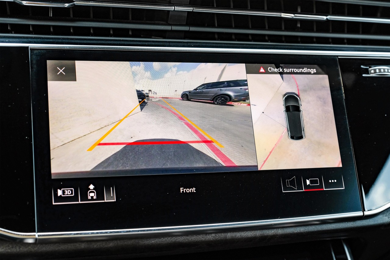 Audi Q8 Vehicle Main Gallery Image 22