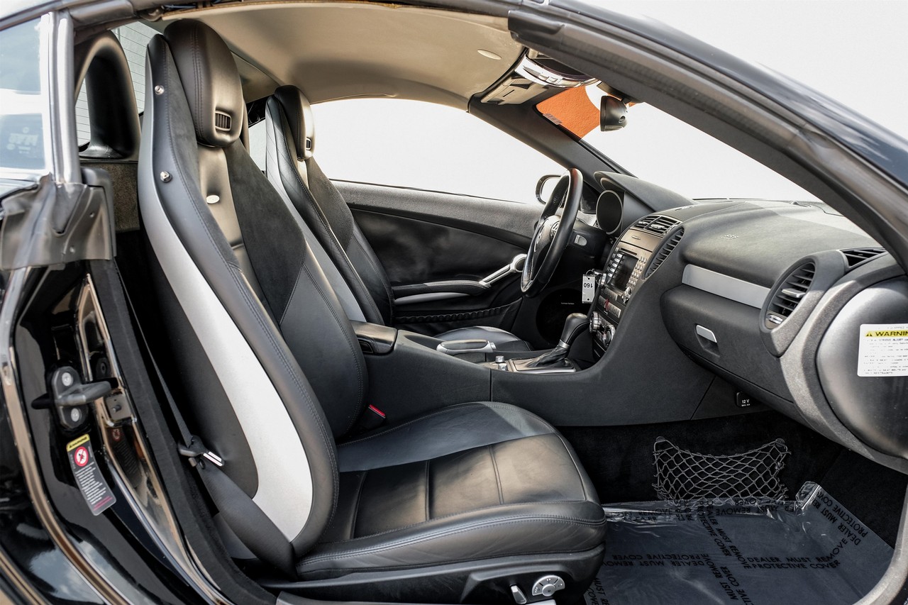 Mercedes-Benz SLK-Class Vehicle Main Gallery Image 28