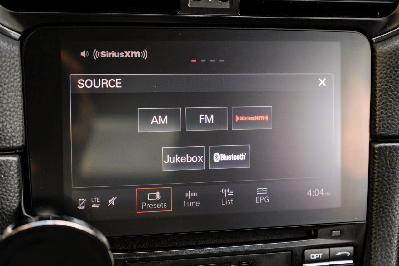 Porsche 911 Vehicle Main Gallery Image 27