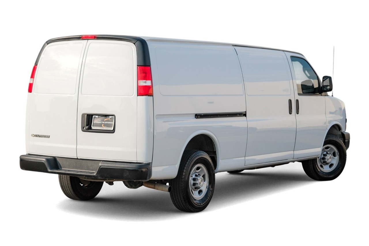 Chevrolet Express Cargo Van Vehicle Main Gallery Image 08
