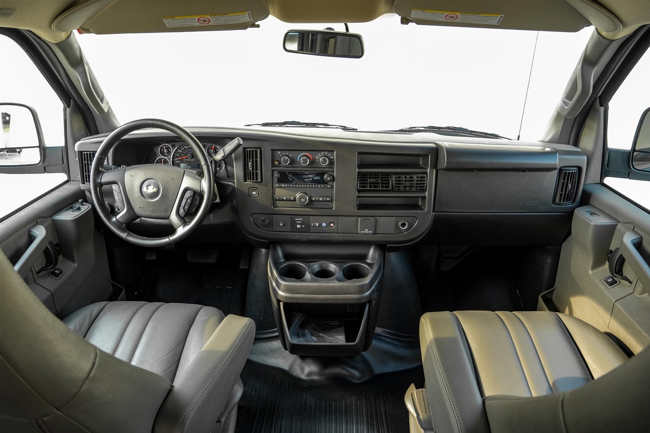 Chevrolet Express Cargo Van Vehicle Main Gallery Image 14