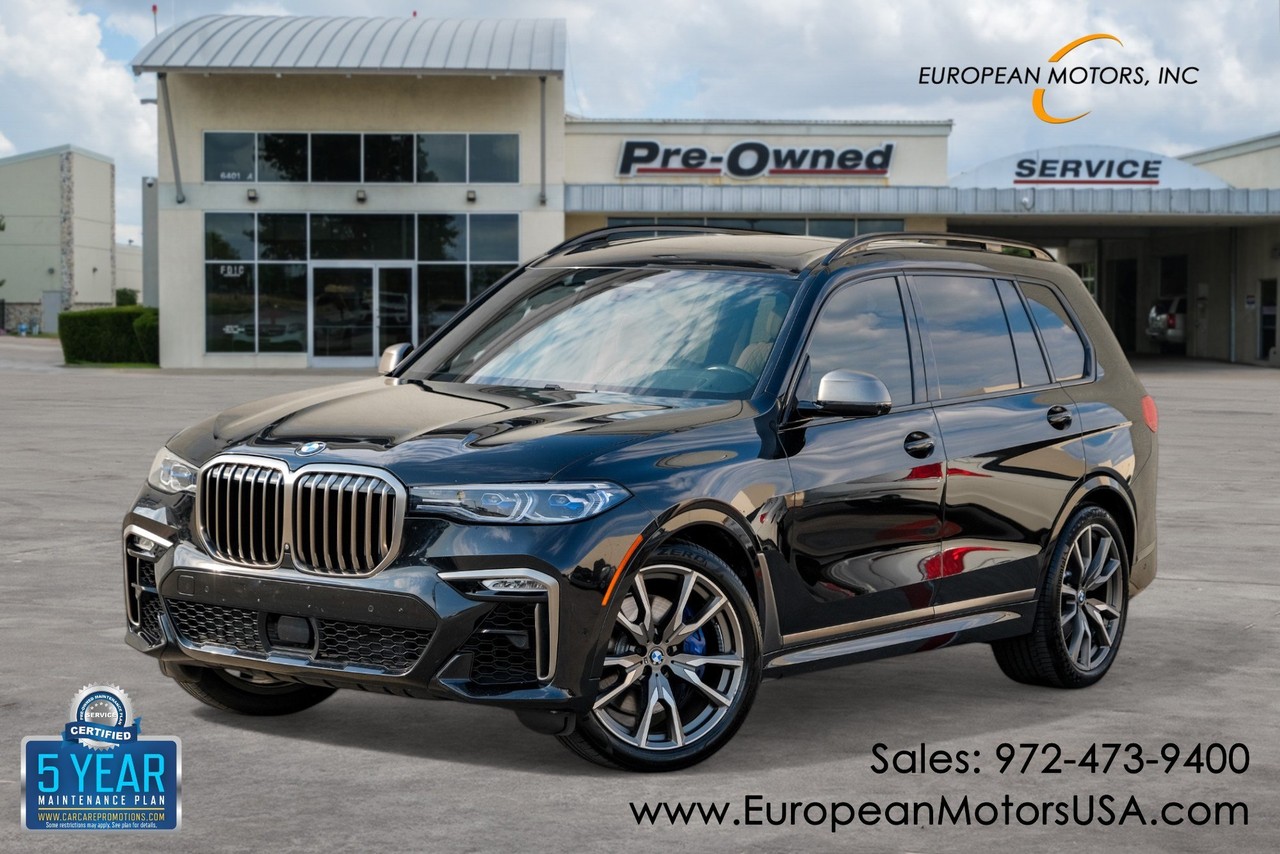 BMW X7 Vehicle Main Gallery Image 01