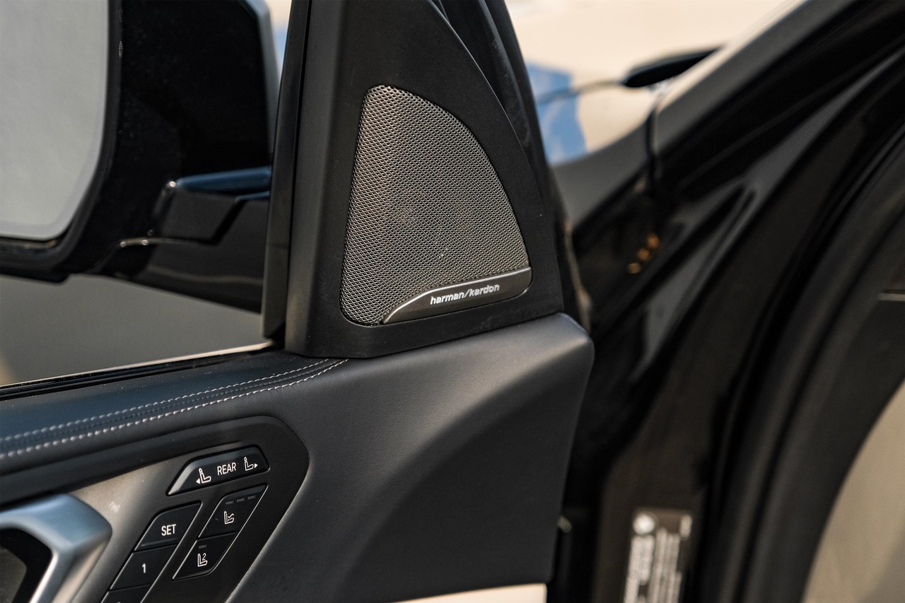 BMW X7 Vehicle Main Gallery Image 72