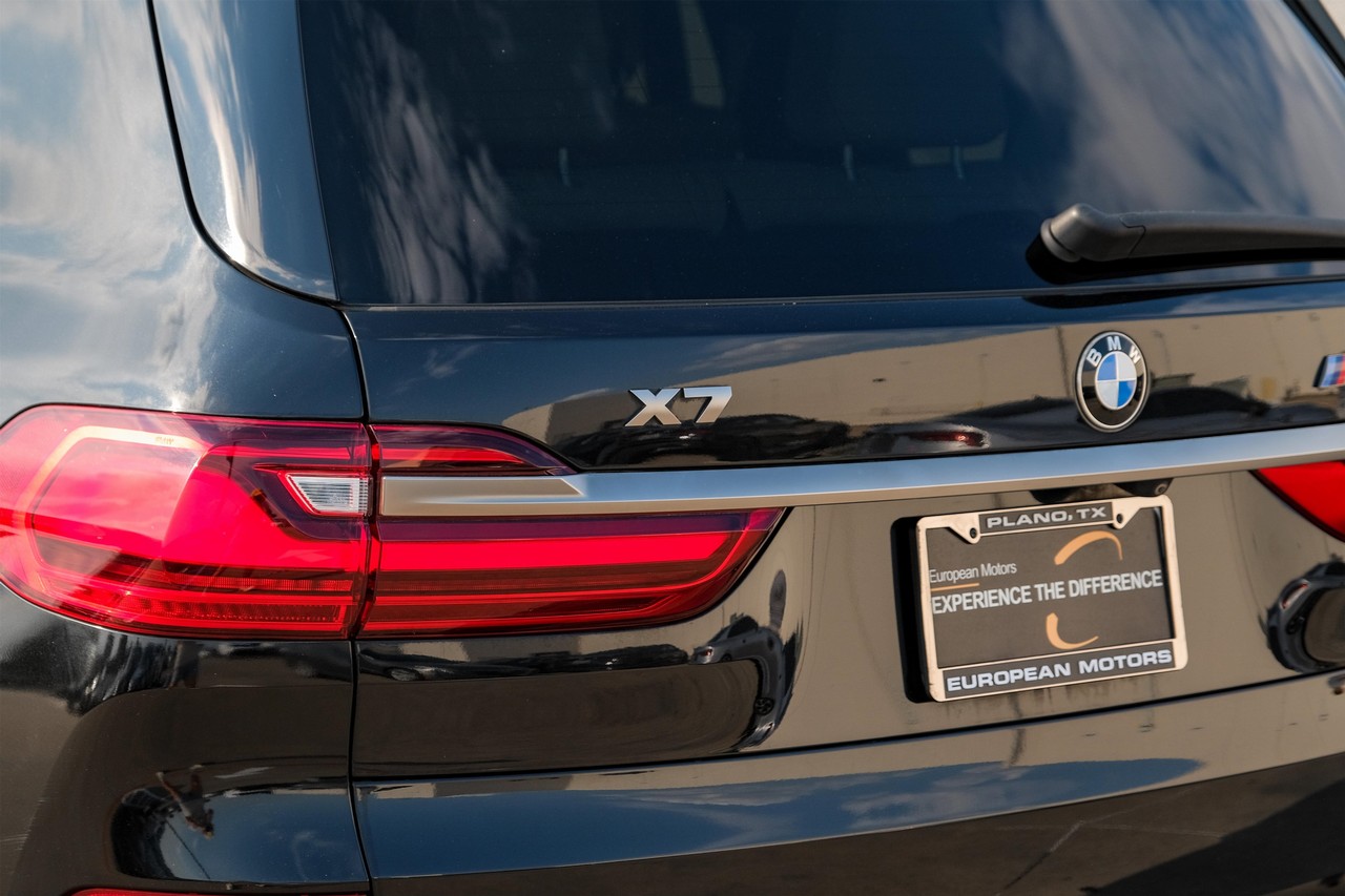 BMW X7 Vehicle Main Gallery Image 79