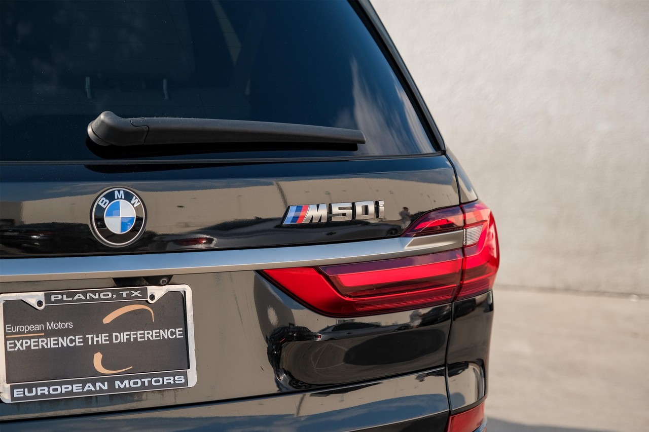 BMW X7 Vehicle Main Gallery Image 80