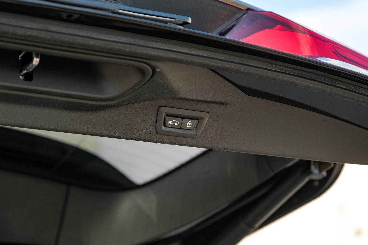 BMW X7 Vehicle Main Gallery Image 84