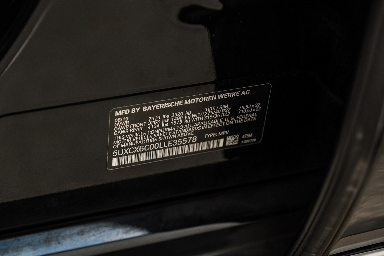 BMW X7 Vehicle Main Gallery Image 93
