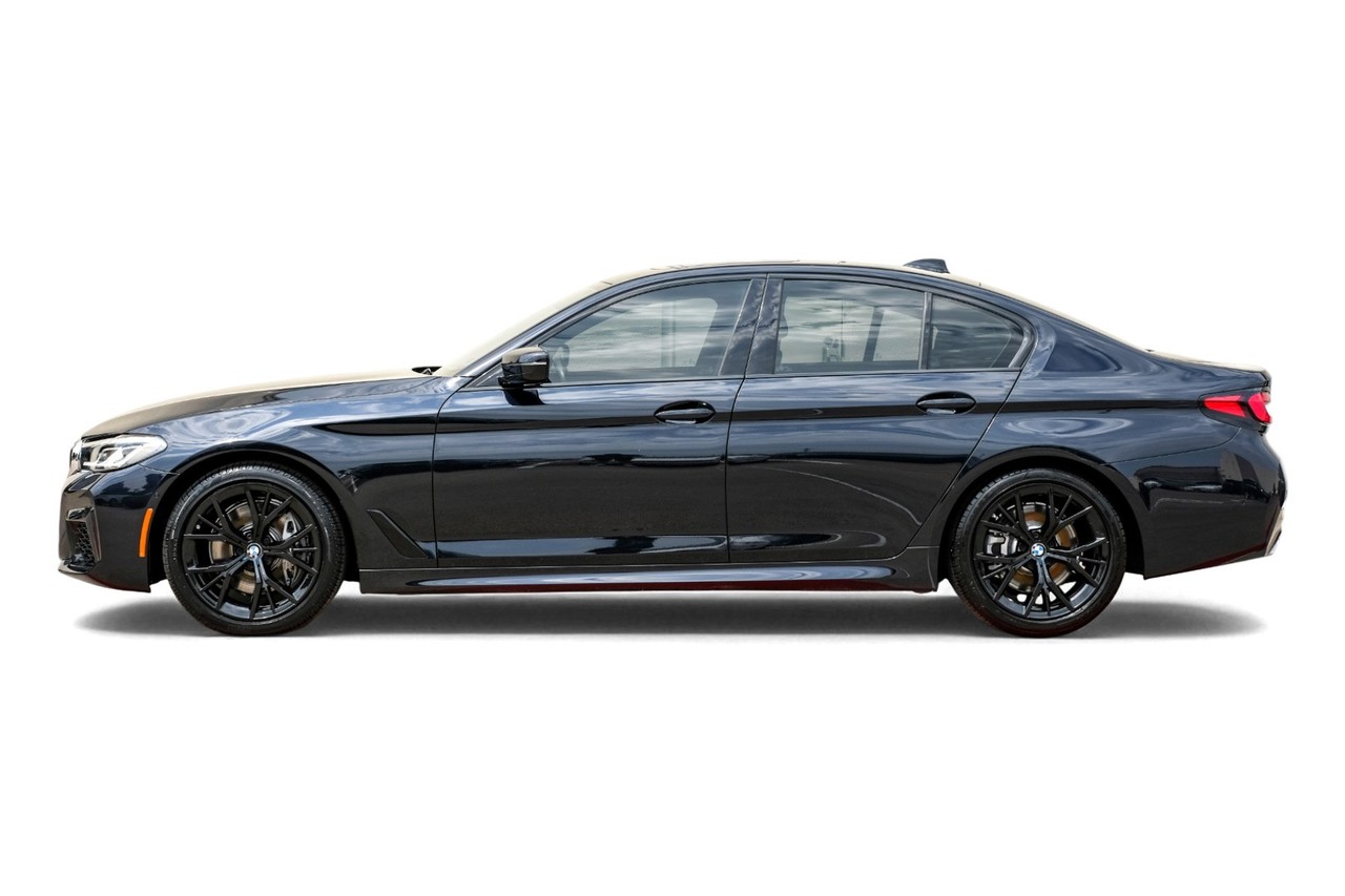 BMW 540i Vehicle Main Gallery Image 12