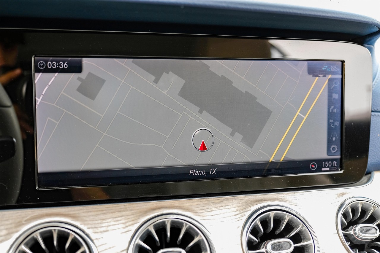 Mercedes-Benz E 450 Vehicle Main Gallery Image 19