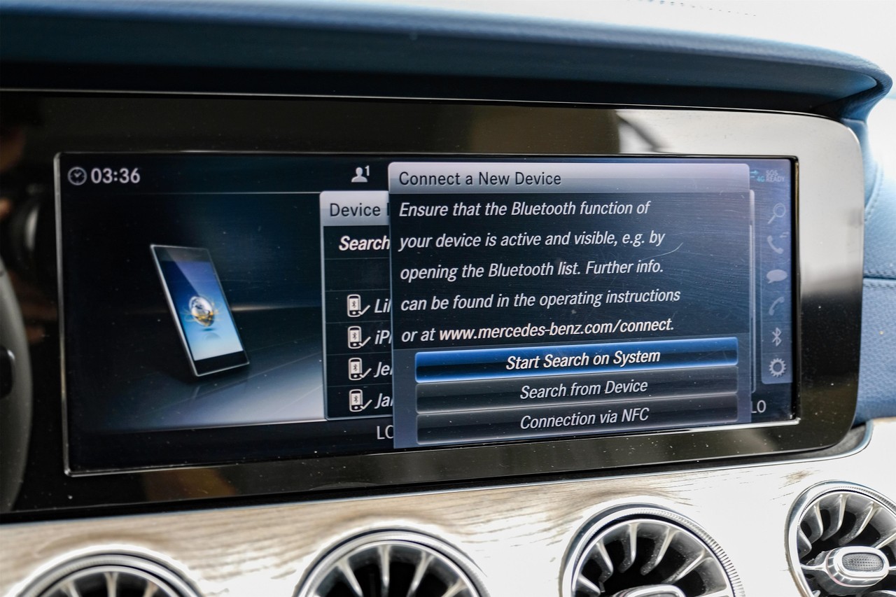 Mercedes-Benz E 450 Vehicle Main Gallery Image 27