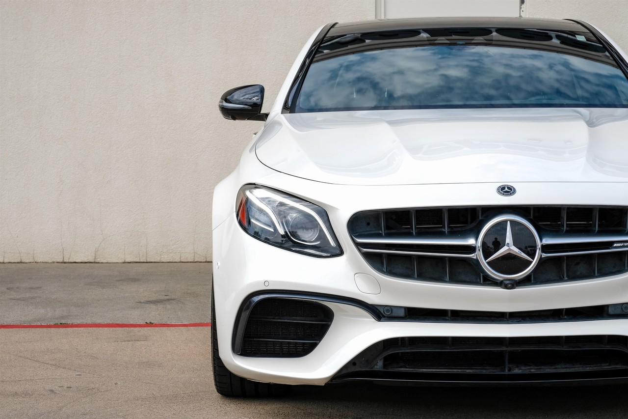 Mercedes-Benz E 63 AMG Vehicle Main Gallery Image 42
