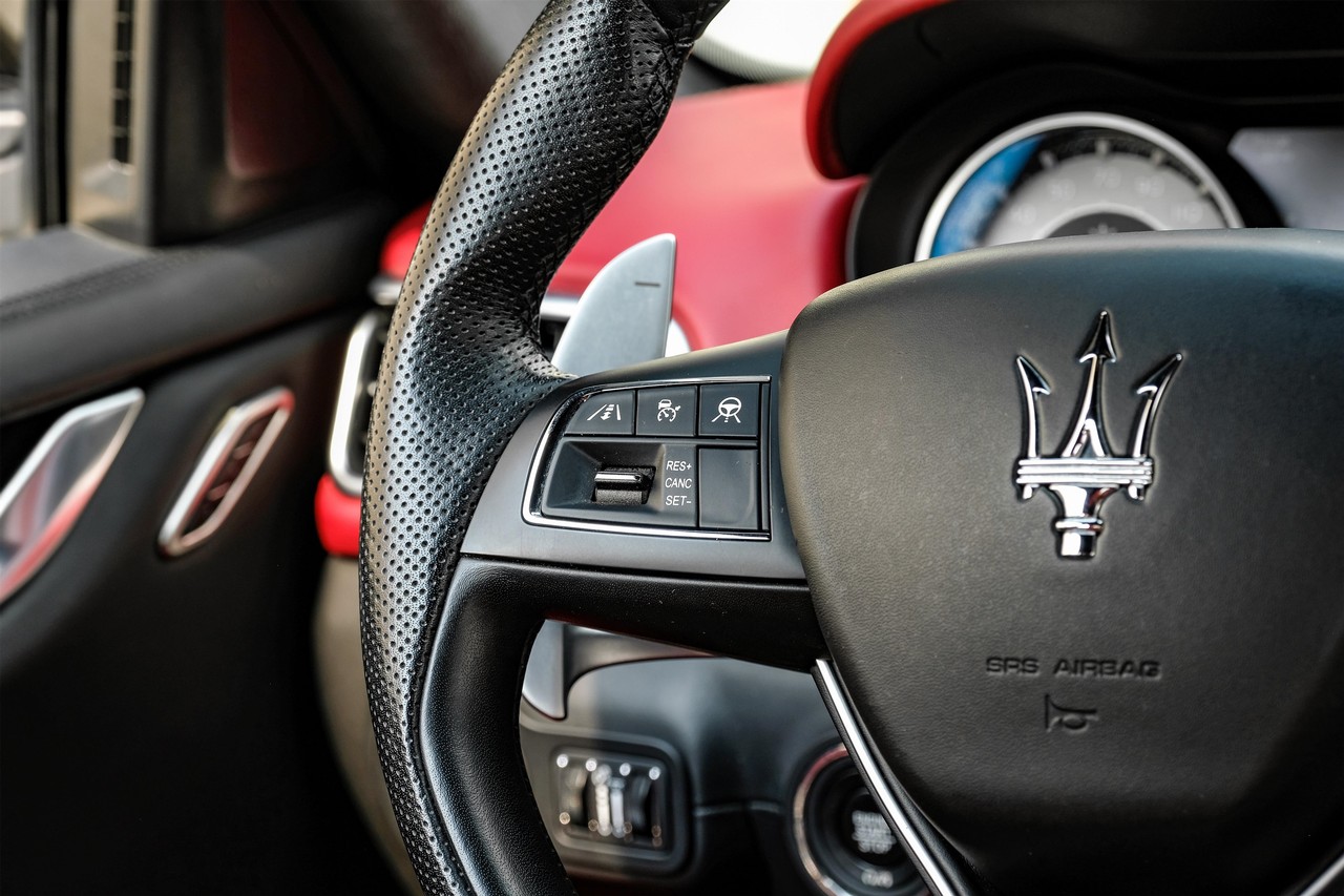 Maserati Ghibli Vehicle Main Gallery Image 13