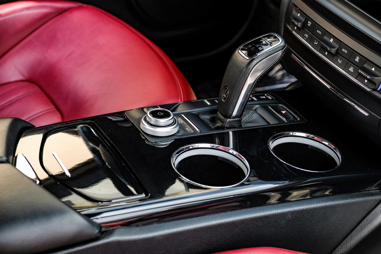 Maserati Ghibli Vehicle Main Gallery Image 17