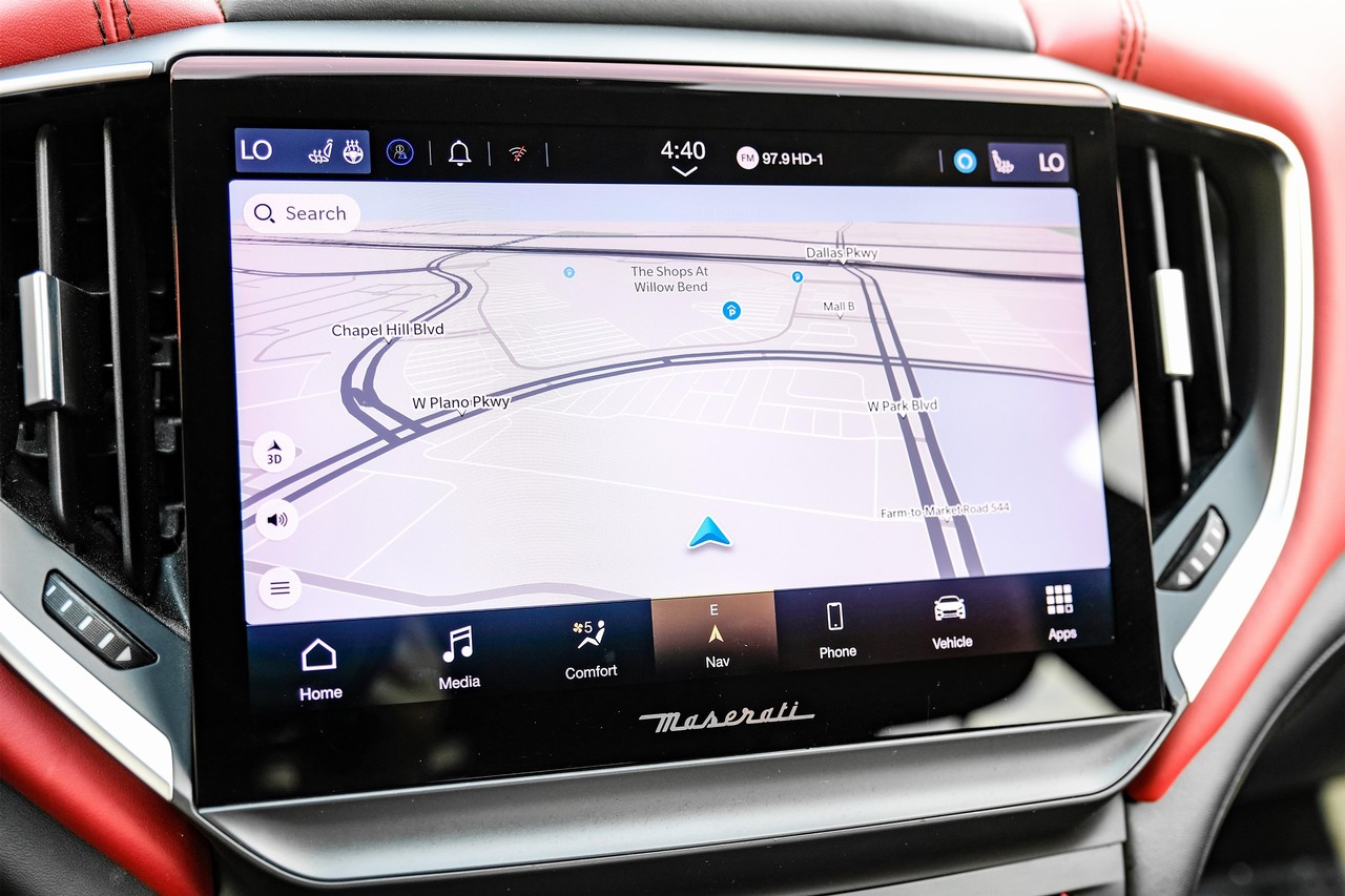 Maserati Ghibli Vehicle Main Gallery Image 25