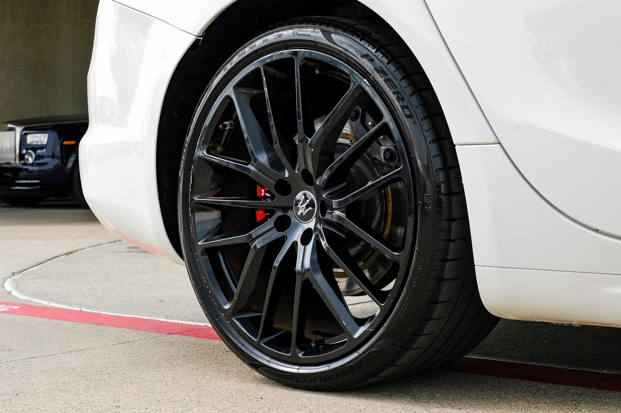 Maserati Ghibli Vehicle Main Gallery Image 45