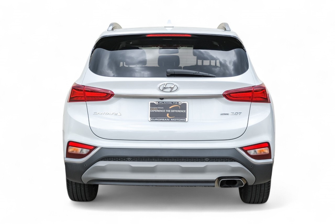 Hyundai Santa Fe Vehicle Main Gallery Image 10