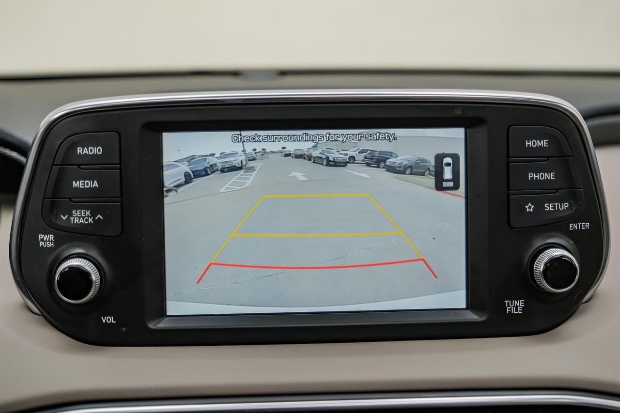 Hyundai Santa Fe Vehicle Main Gallery Image 22