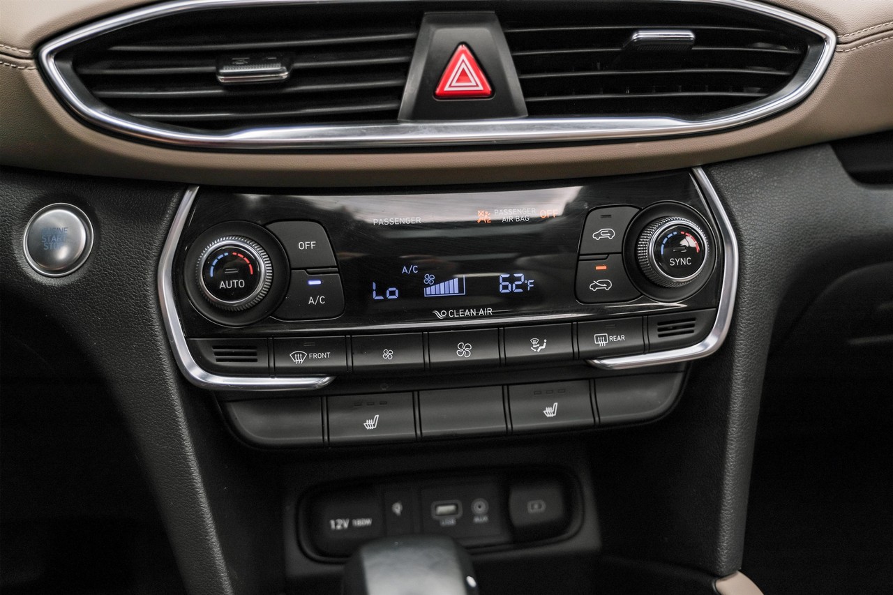 Hyundai Santa Fe Vehicle Main Gallery Image 26