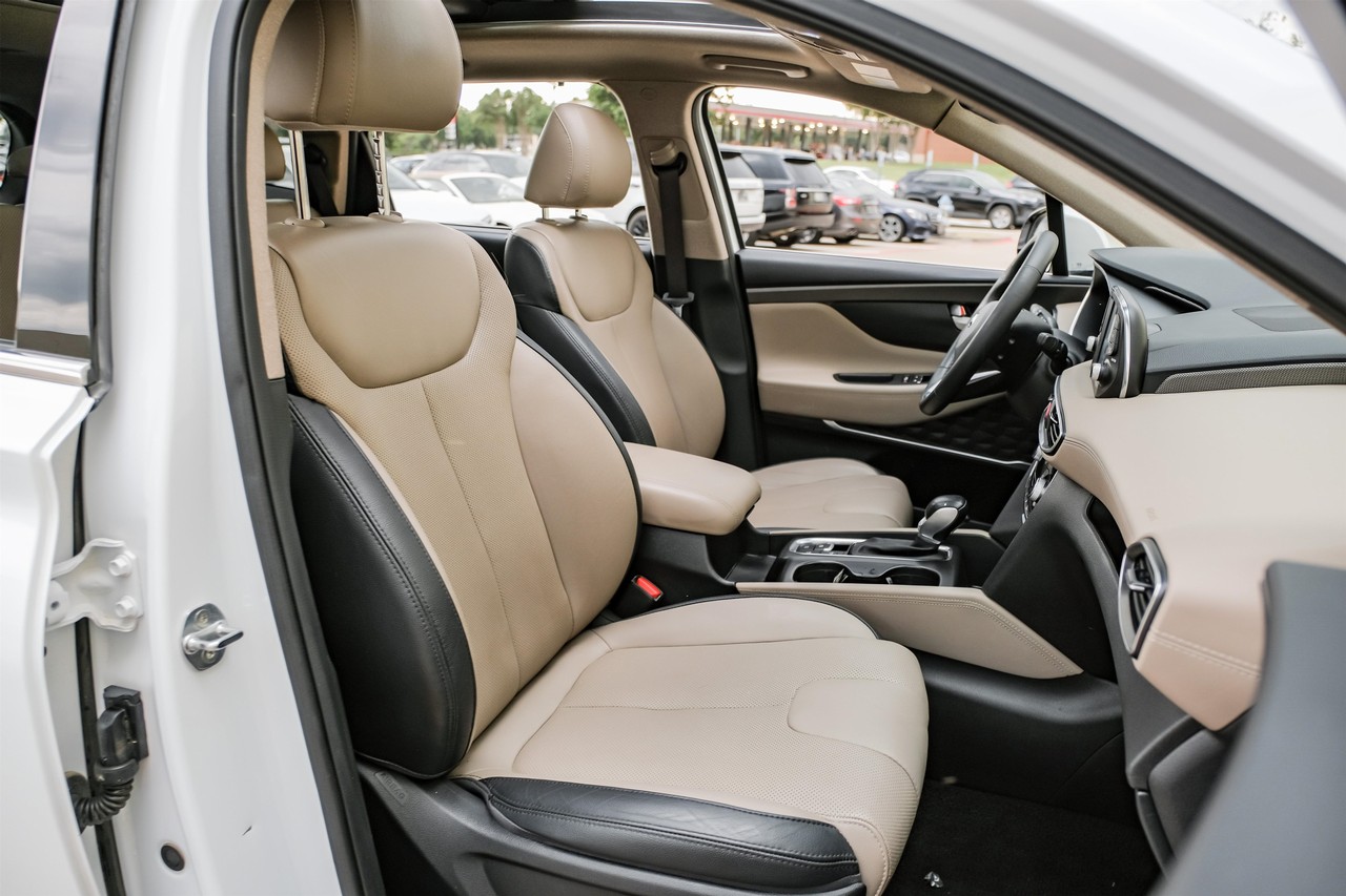Hyundai Santa Fe Vehicle Main Gallery Image 31