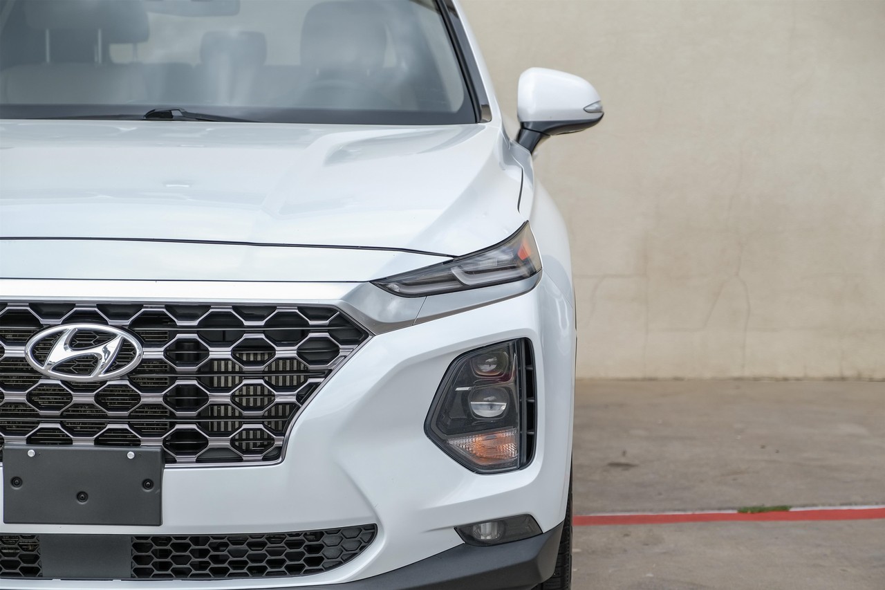 Hyundai Santa Fe Vehicle Main Gallery Image 43