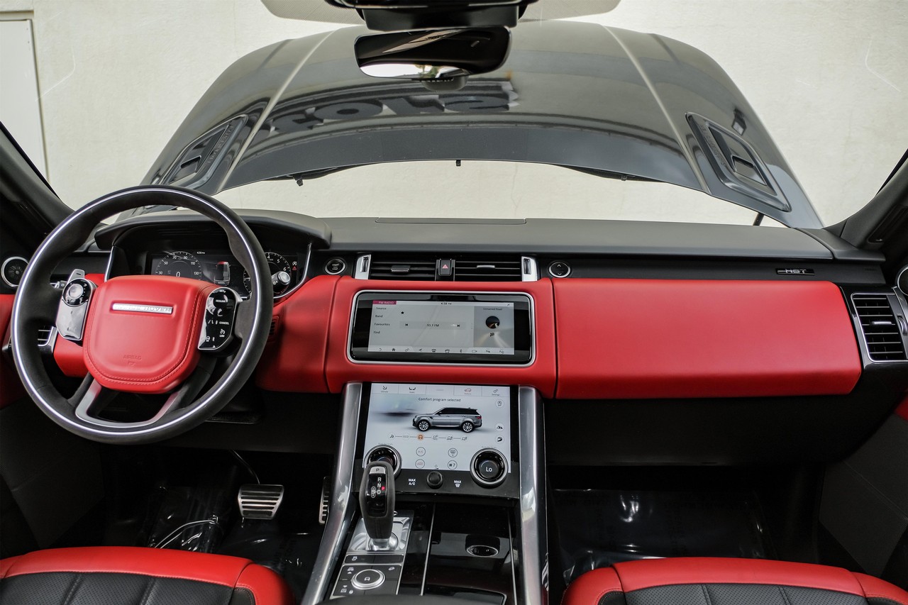 Land Rover Range Rover Sport Vehicle Main Gallery Image 15