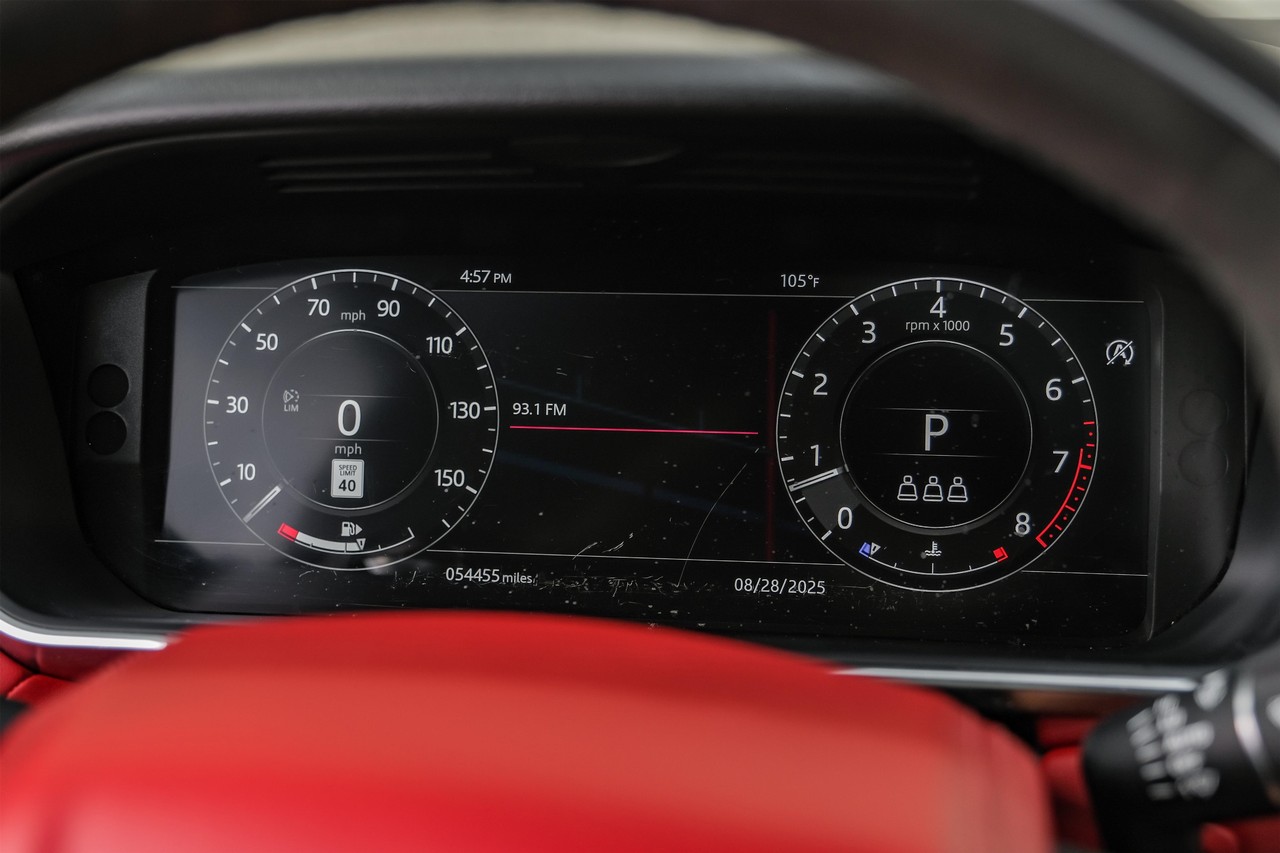 Land Rover Range Rover Sport Vehicle Main Gallery Image 19