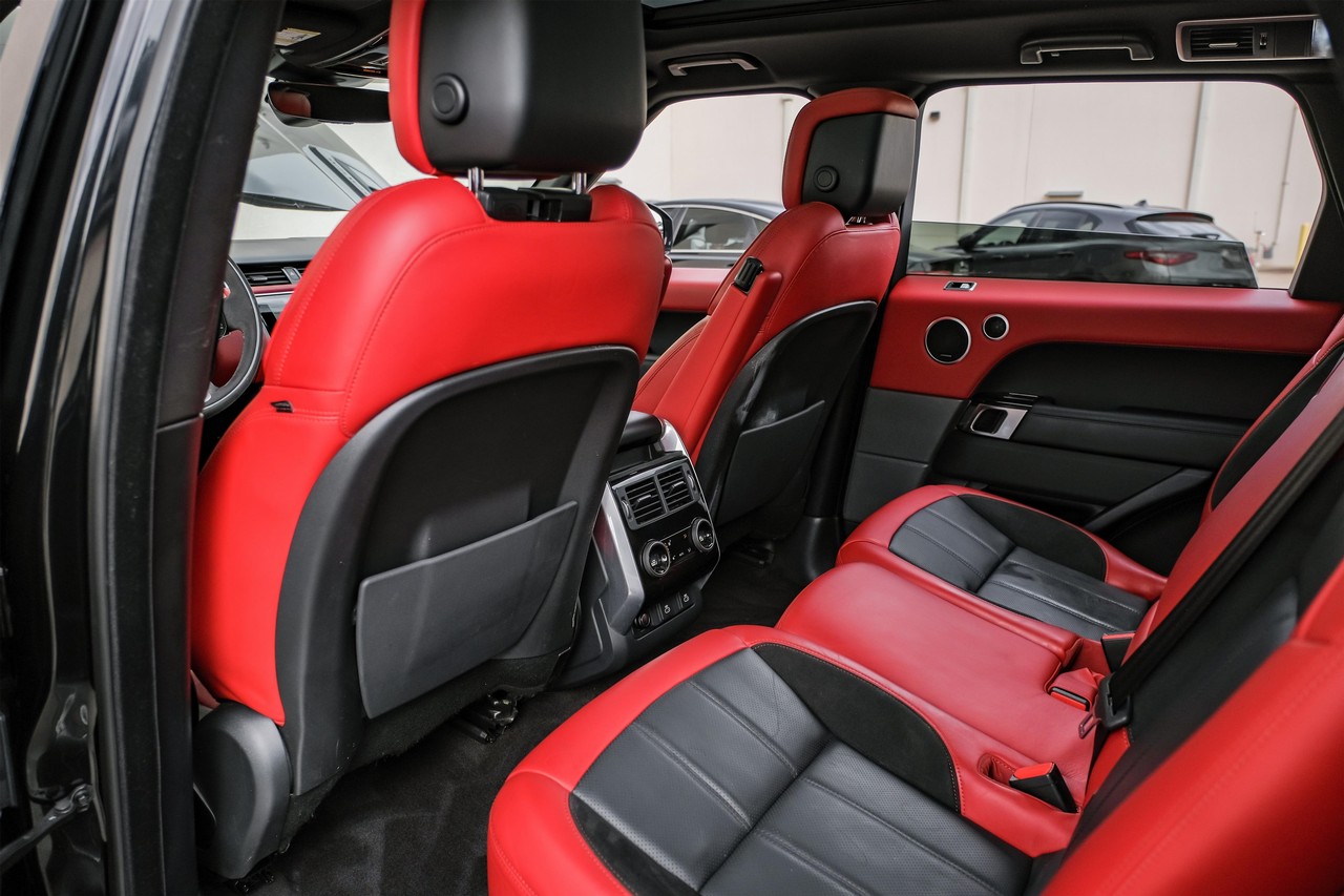 Land Rover Range Rover Sport Vehicle Main Gallery Image 34