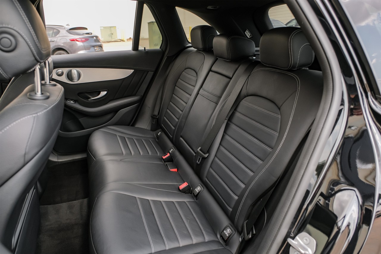 Mercedes-Benz GLC Vehicle Main Gallery Image 36