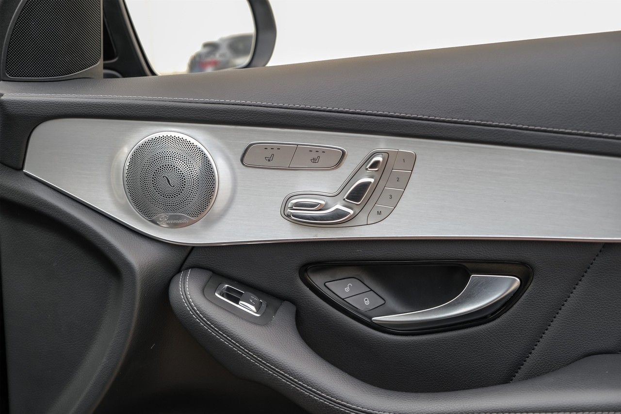 Mercedes-Benz GLC Vehicle Main Gallery Image 43