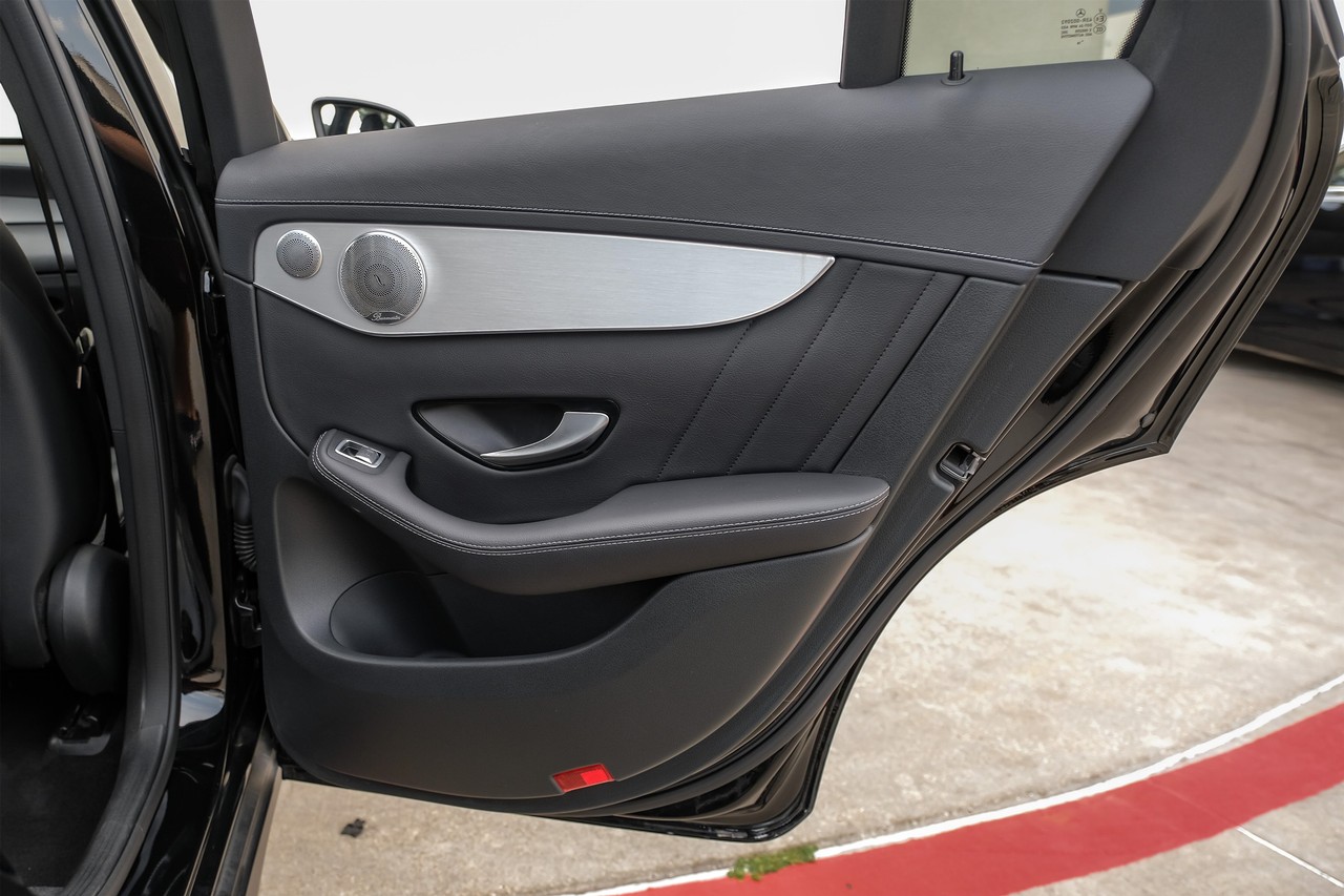 Mercedes-Benz GLC Vehicle Main Gallery Image 45