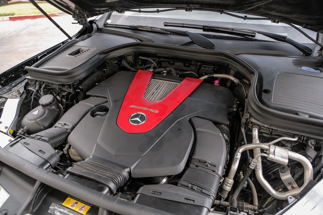 Mercedes-Benz GLC Vehicle Main Gallery Image 48