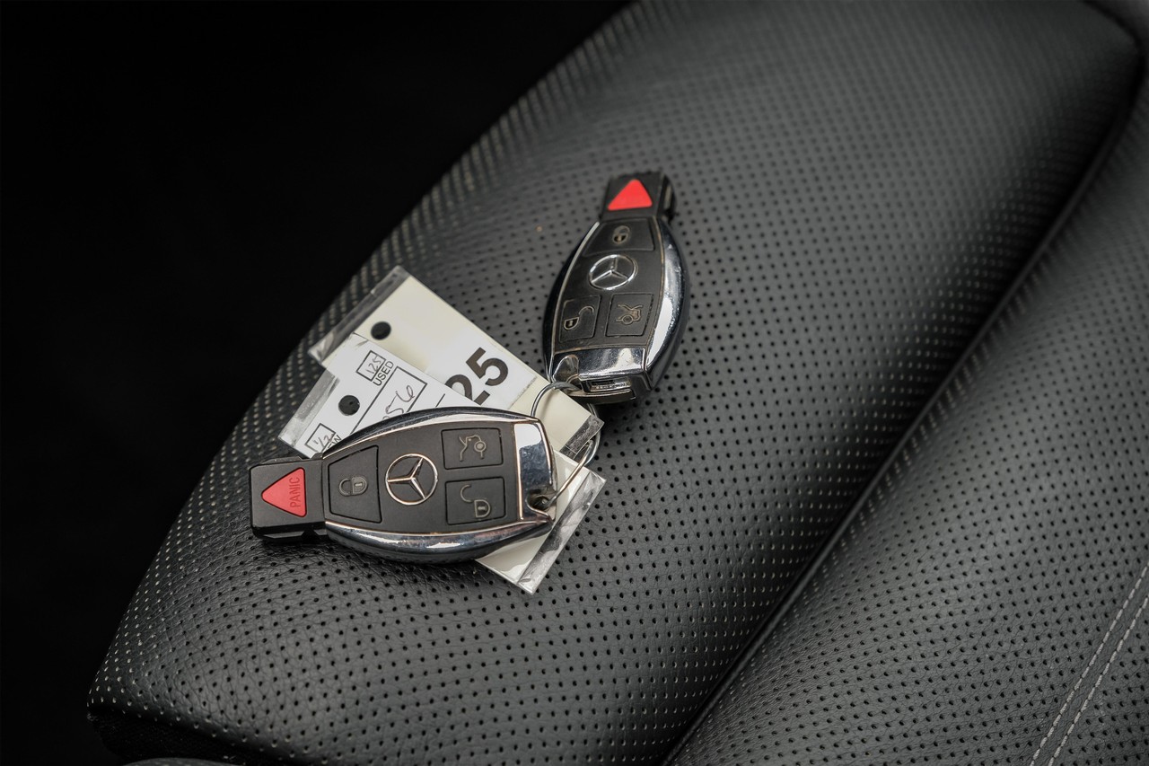 Mercedes-Benz GLC Vehicle Main Gallery Image 58