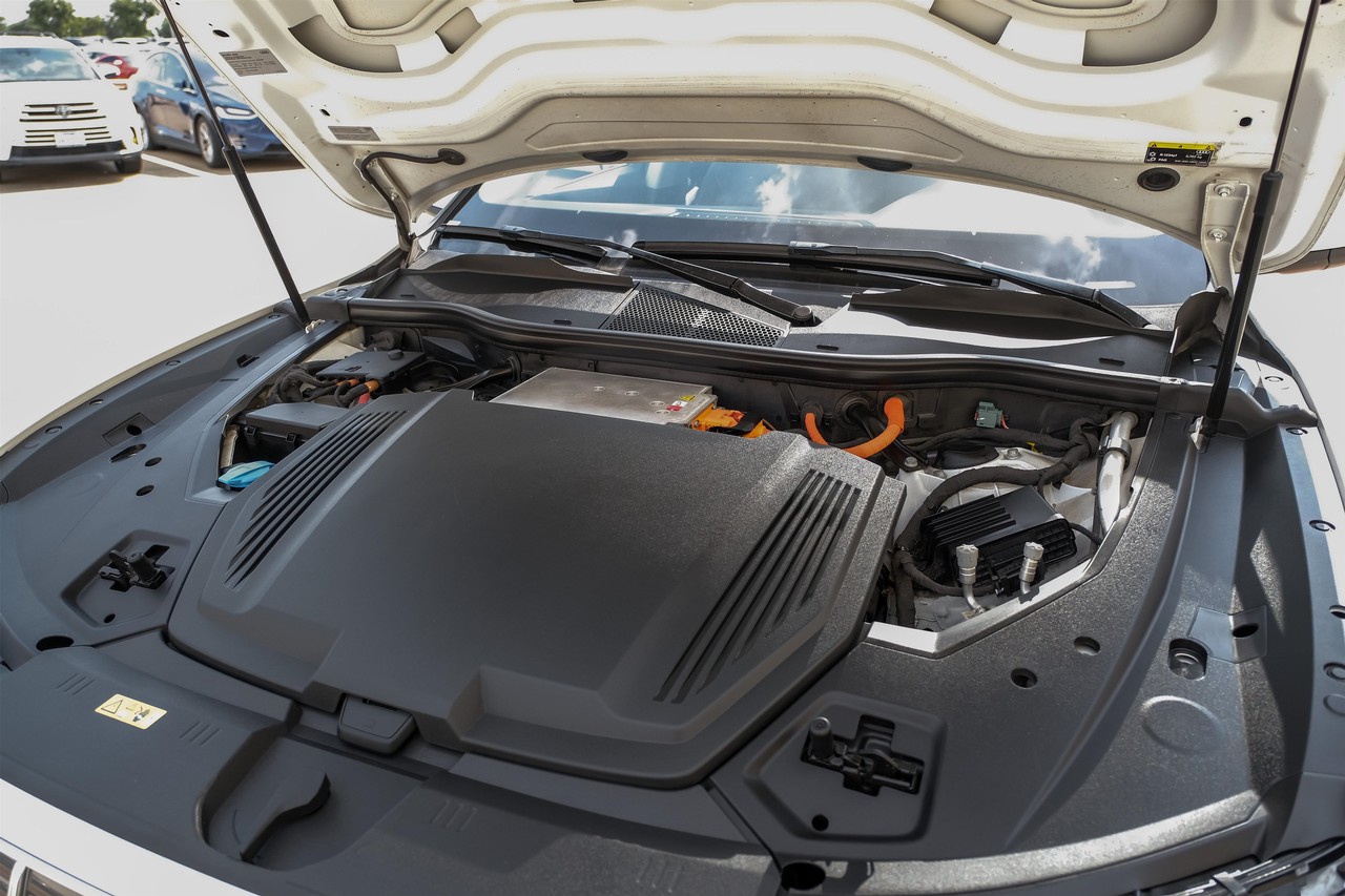 Audi e-tron Vehicle Main Gallery Image 48