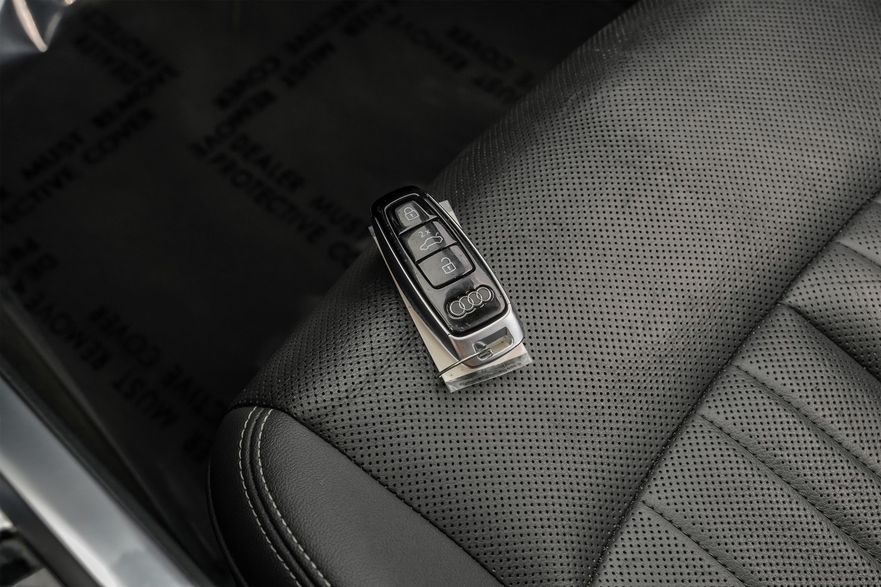 Audi e-tron Vehicle Main Gallery Image 58
