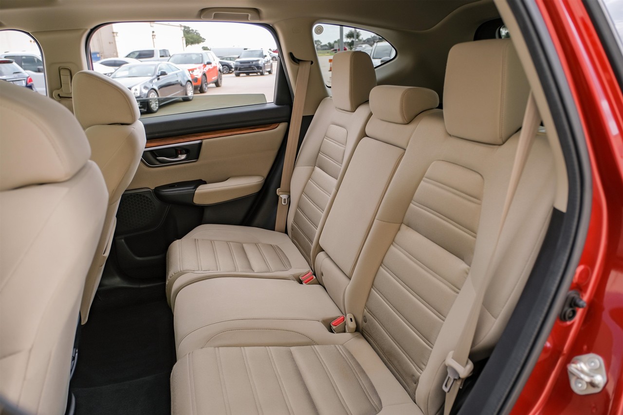 Honda CR-V Vehicle Main Gallery Image 35