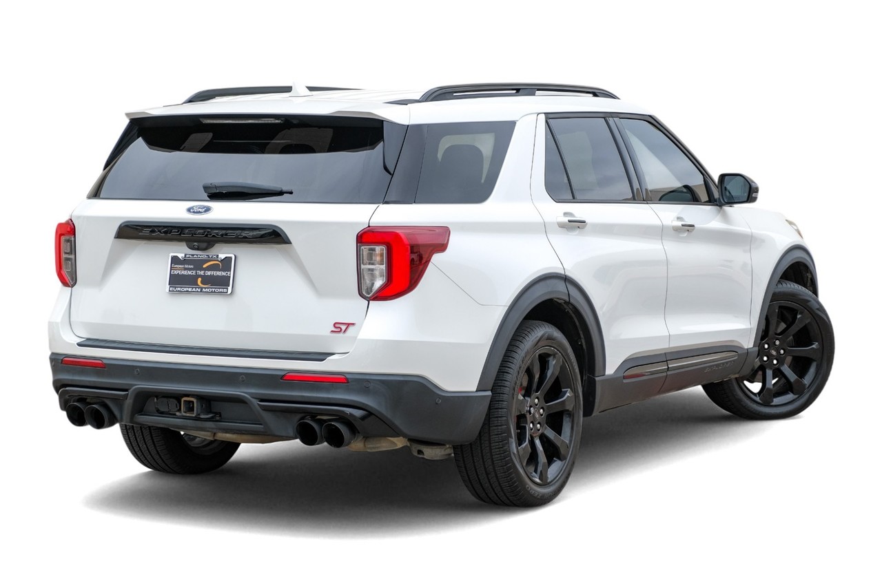 Ford Explorer Vehicle Main Gallery Image 08